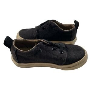EUC TOMS Toddler Boys Black Sneakers/Loafers - Size 7